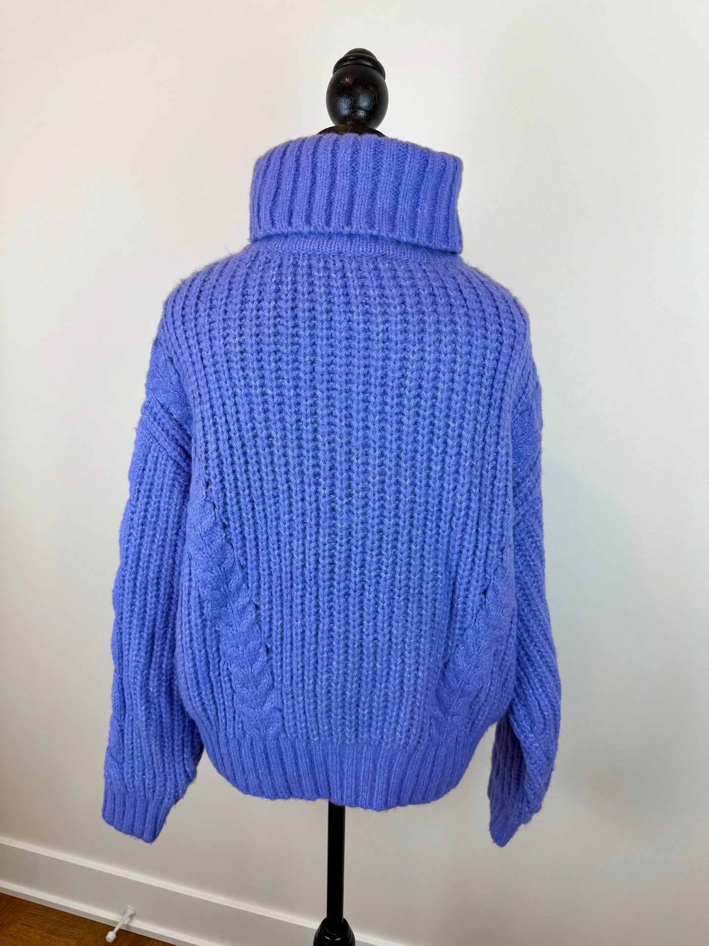 Chandail tricot col roulé Dynamite - X-Small