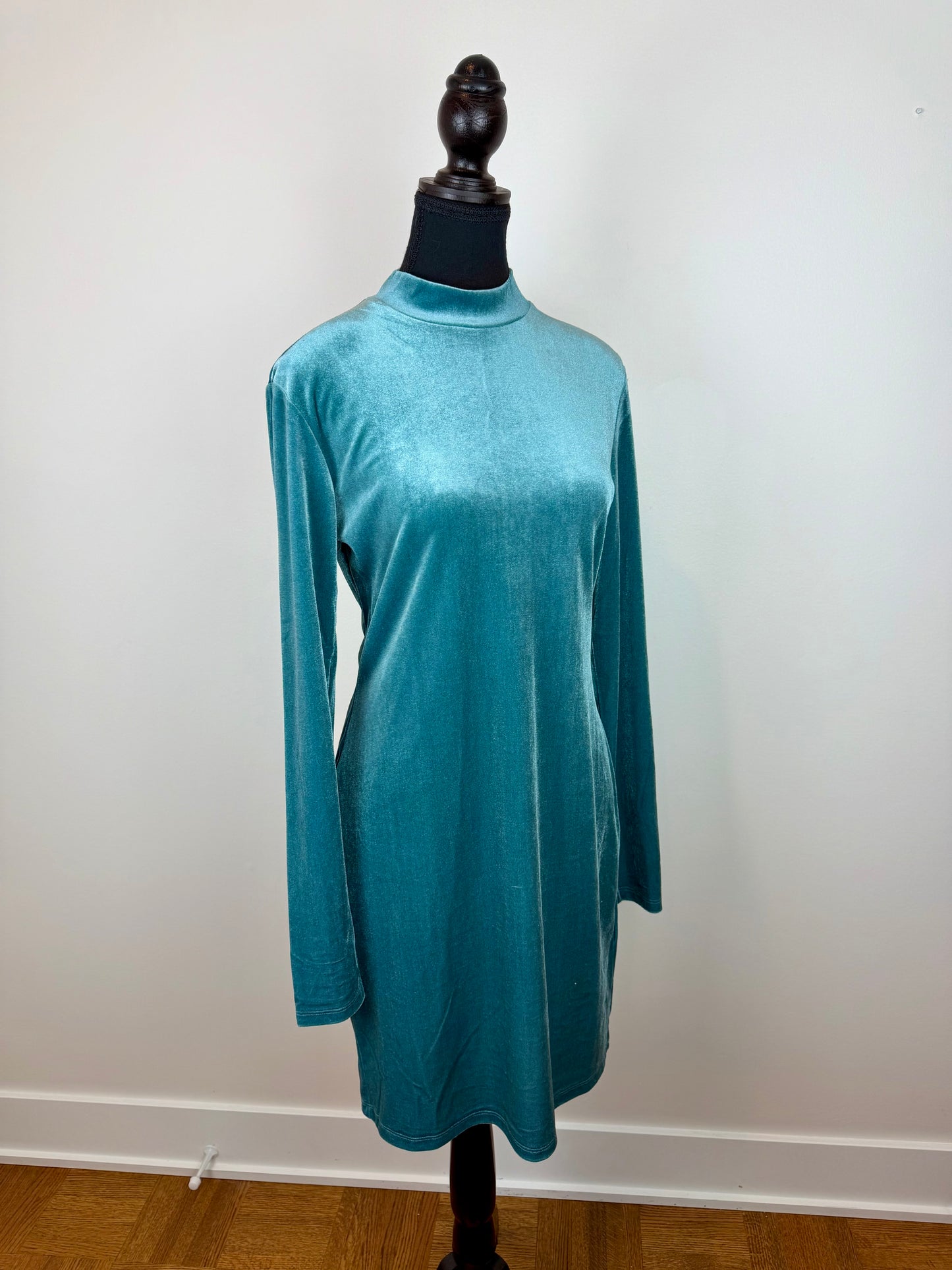 Robe col roulé velours H&M - Médium