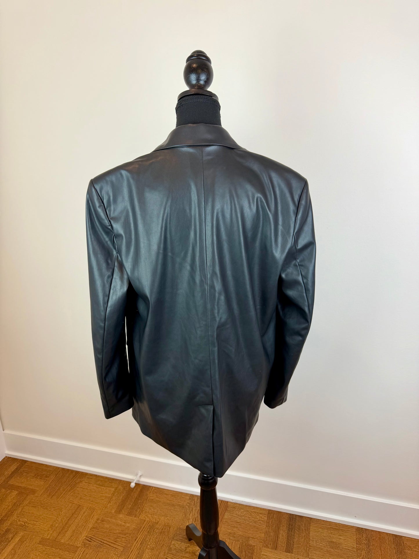 Veston grande taille faux cuir Future Collective - Médium
