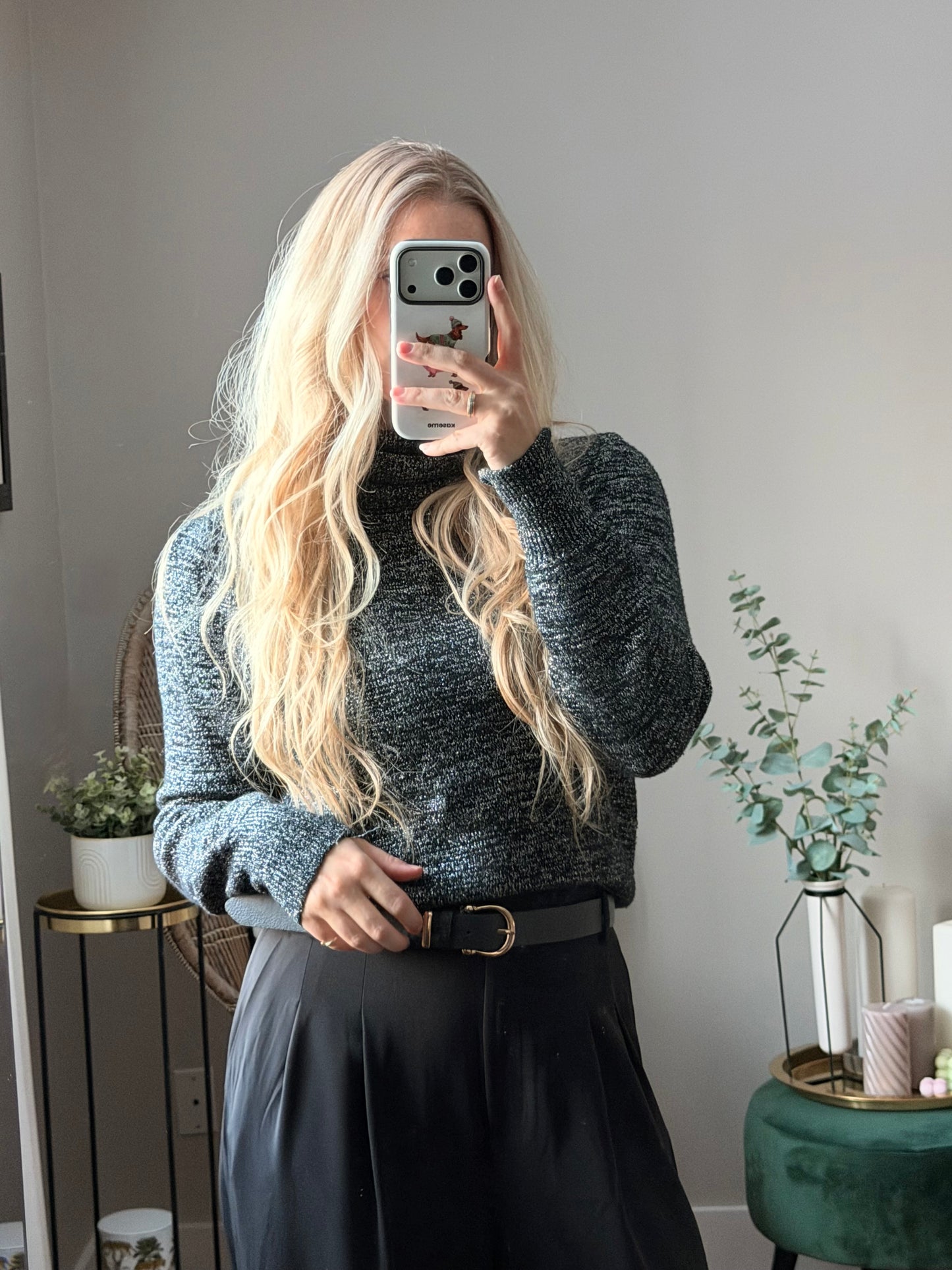 Chandail col roulé brillant AKA - Médium