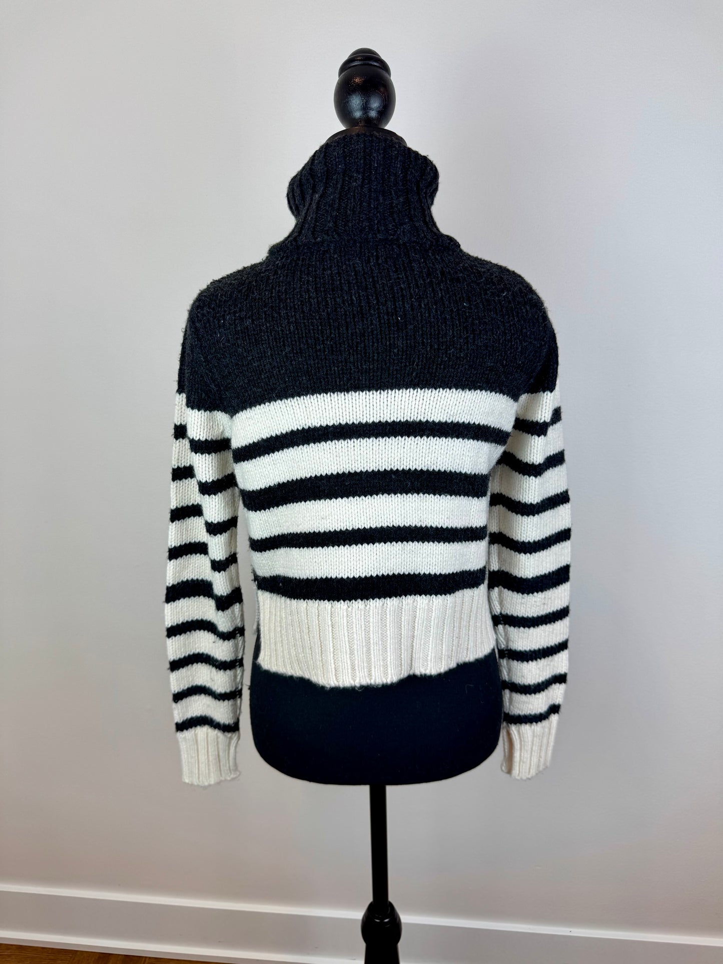 Chandail tricot à col montant Zara - Small