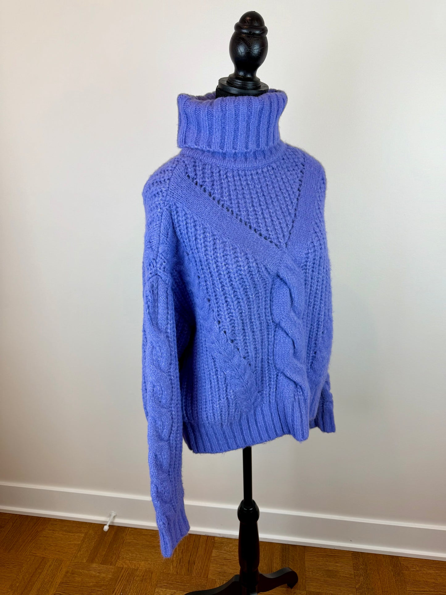 Chandail tricot col roulé Dynamite - X-Small
